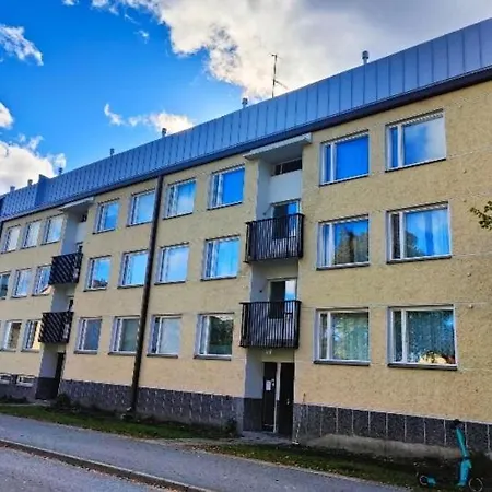 Two Bedroom Close To Center Apartment
